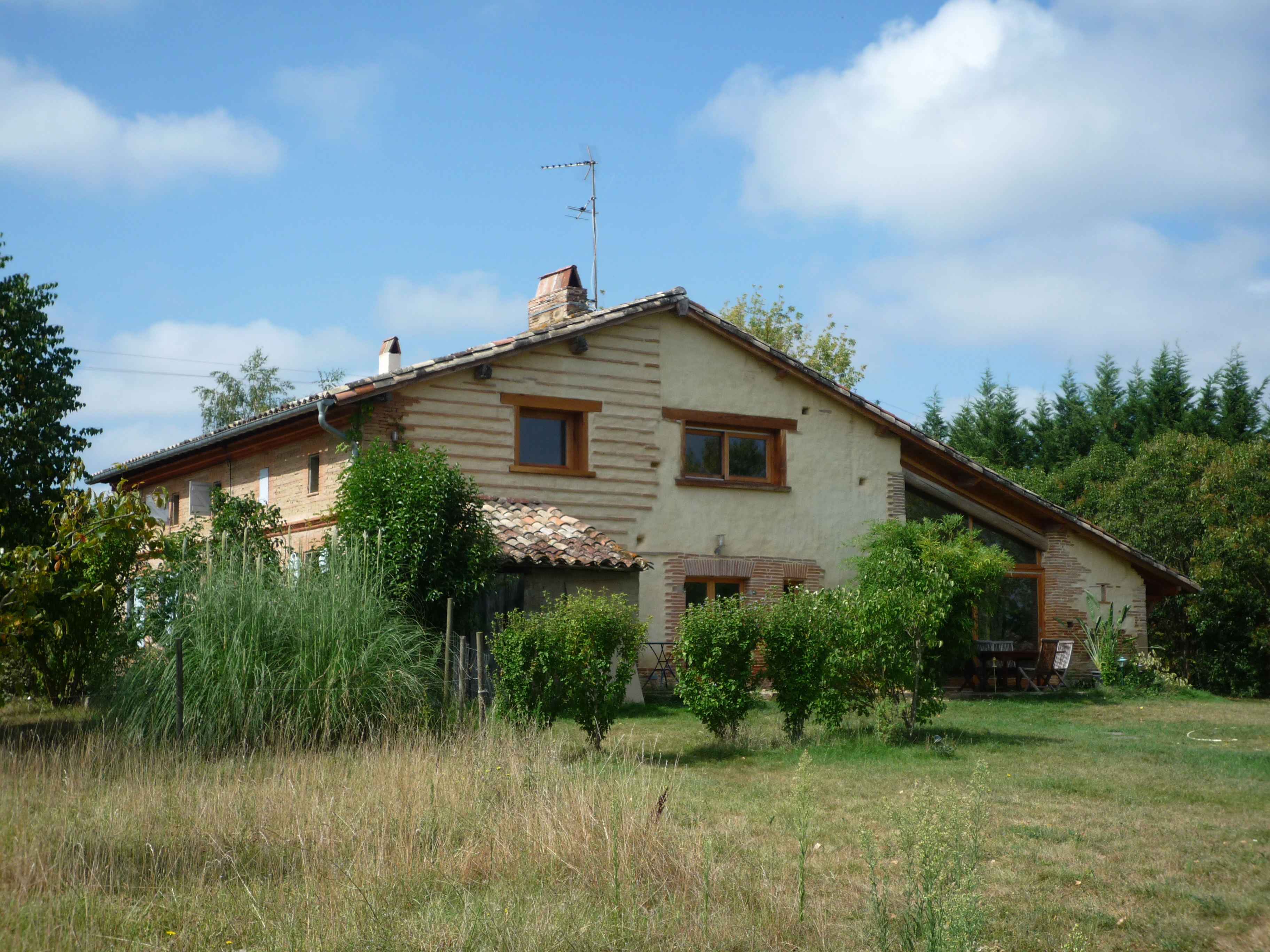 matériaux biosourcés, bois, brique, enduit terre, architecte toulouse, économie, agence collart, naturel, réhabilitation, maison